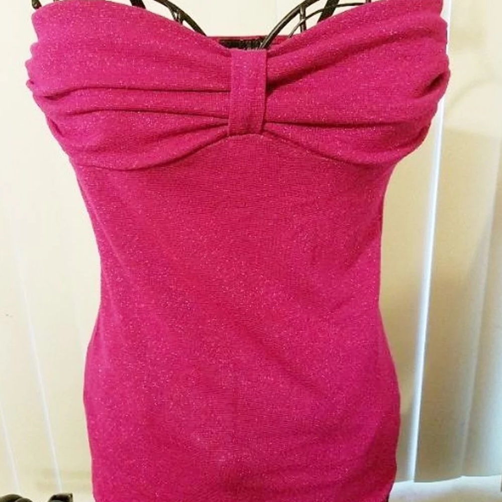 Wet seal pink top